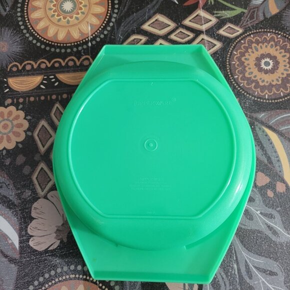 Vintage 1950's Jadeite Mint Green 2 Piece Cheese Grater Slicer - Picture 2 of 6